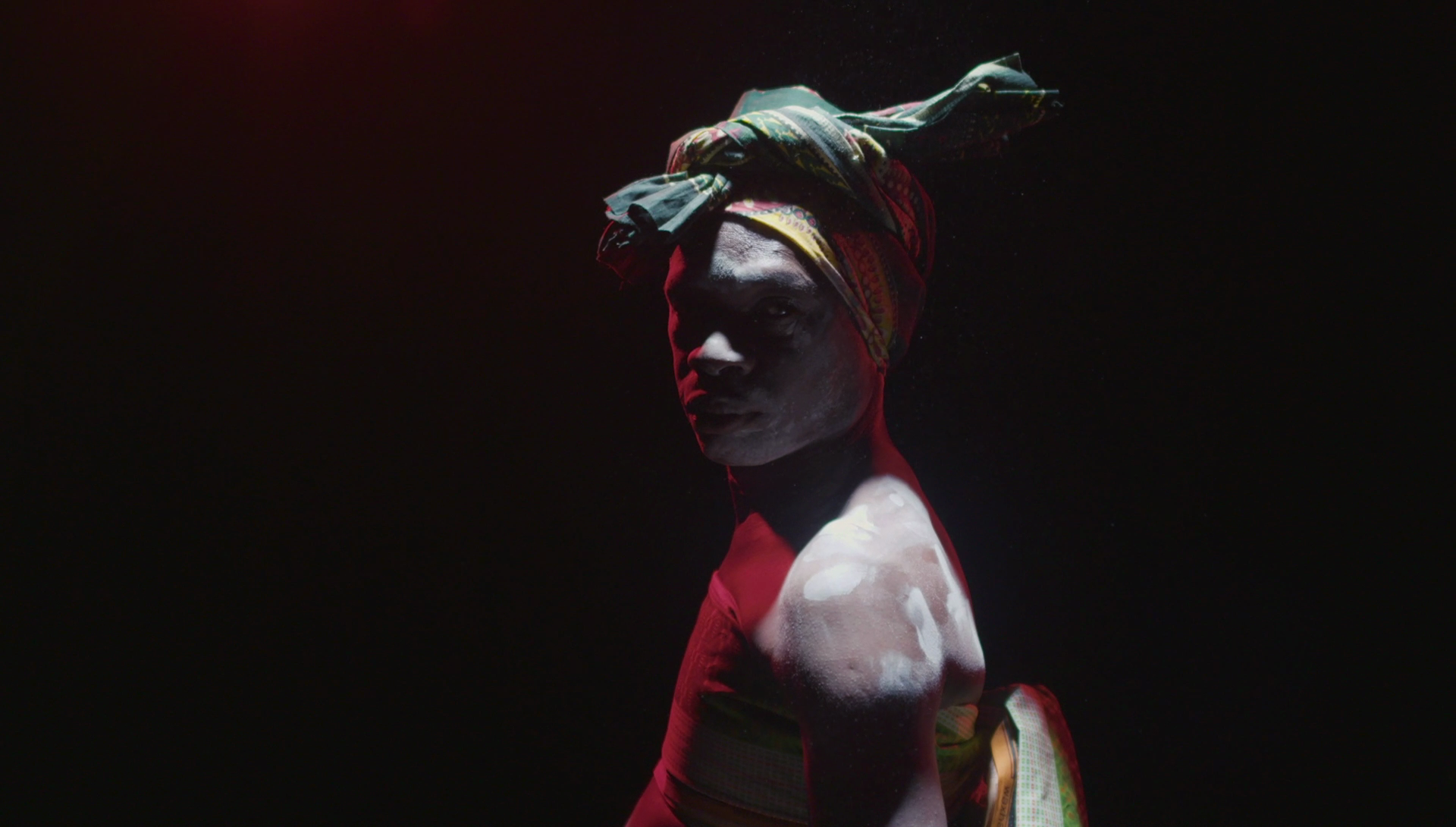 The Sound of Masks — Sara Gouveia e Atanásio Cosme Nyusi